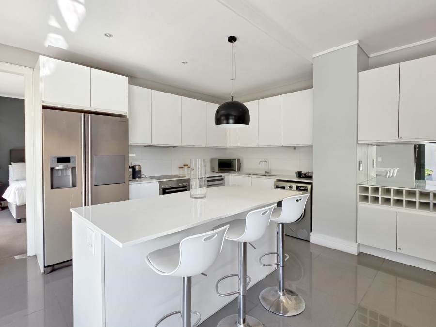 2 Bedroom Property for Sale in Green Point Western Cape